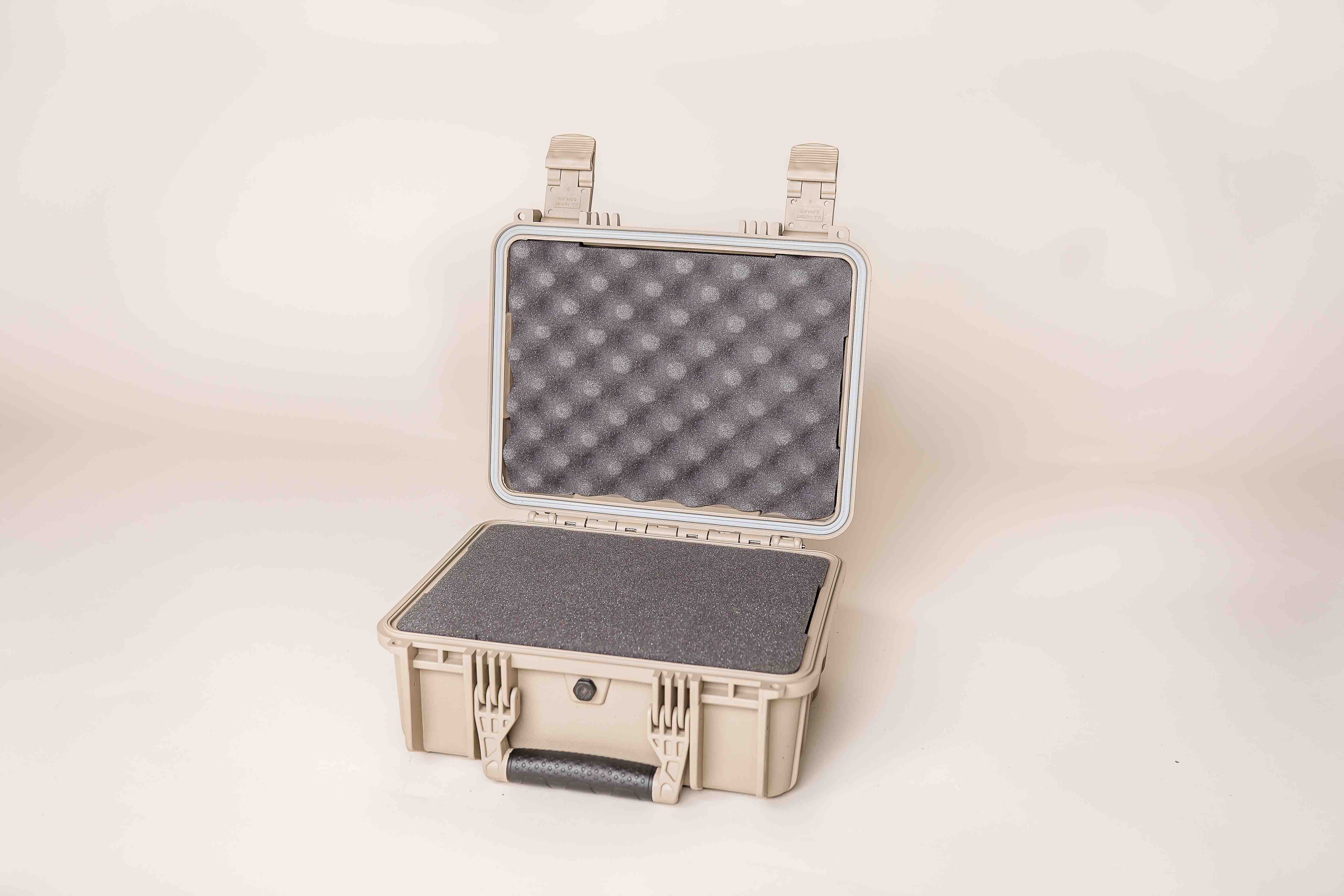 14" Hard Case - Field Tan