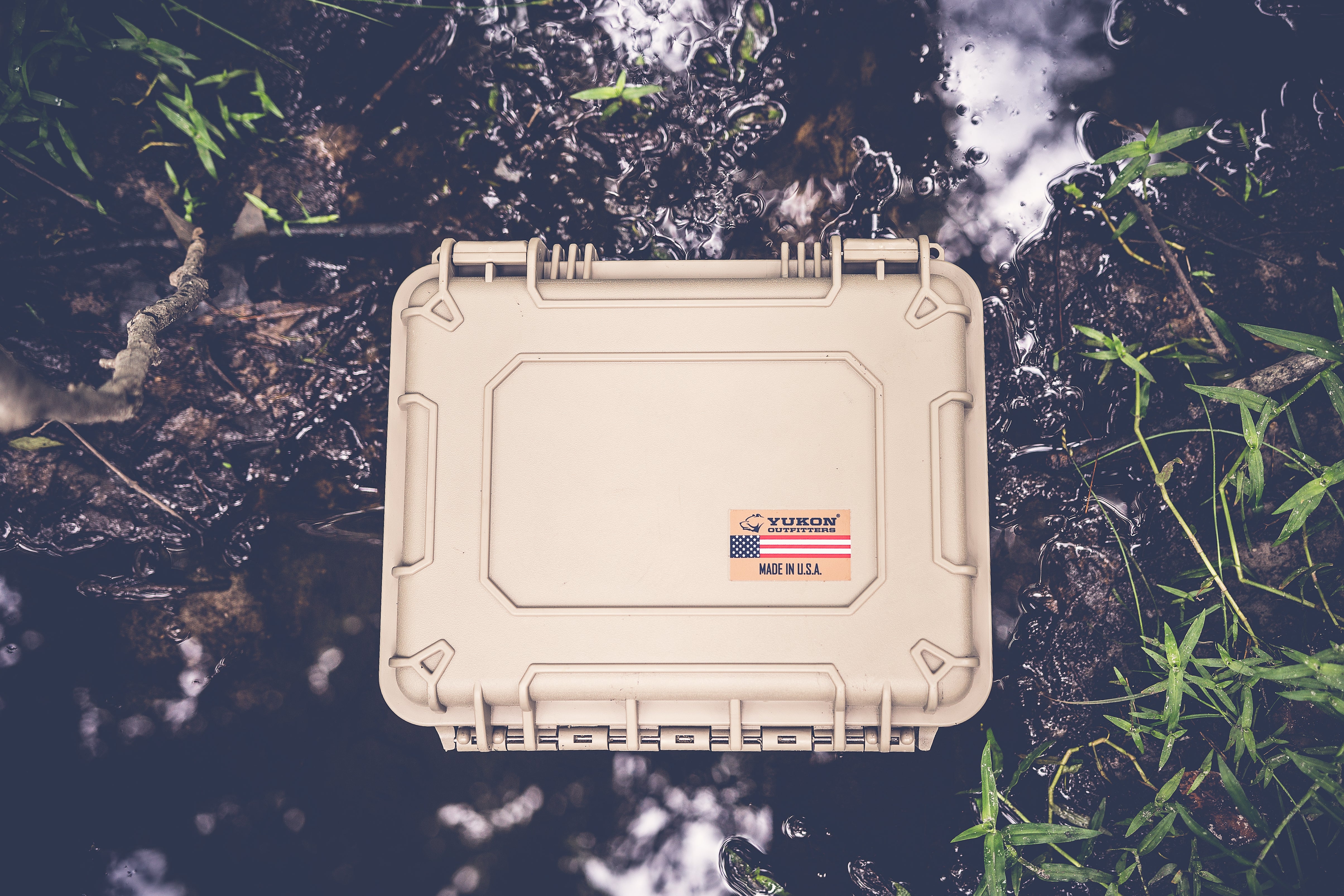 14" Hard Case - Field Tan